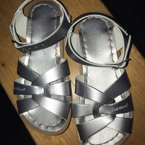 Pewter Salt Water sandals toddler size 11. Excellent condition